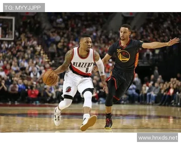 NBA西部决赛精彩对决勇士队挑战开拓者队直播全程回顾与精彩瞬间分析