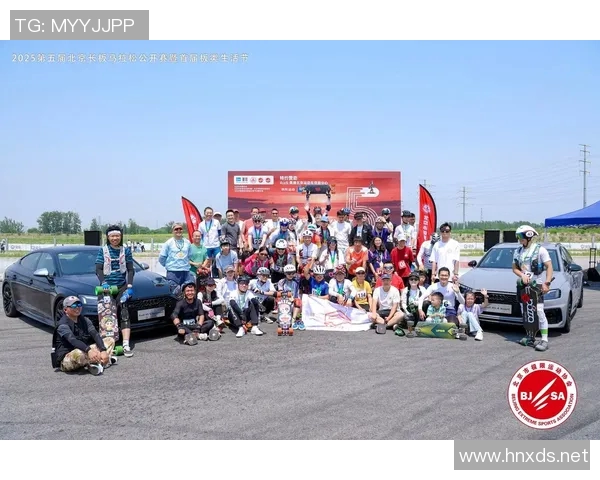 深圳滑板队在马拉松大满贯中的团队协作表现精彩纷呈值得点赞