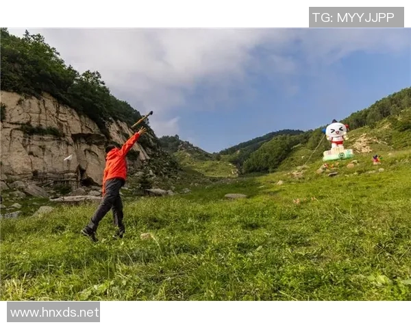 西安攀岩队团队协作能力大幅提升荣获全国攀岩赛事新高排名 西安攀岩队团队协作能力大幅提升荣获全国攀岩赛事新高排名